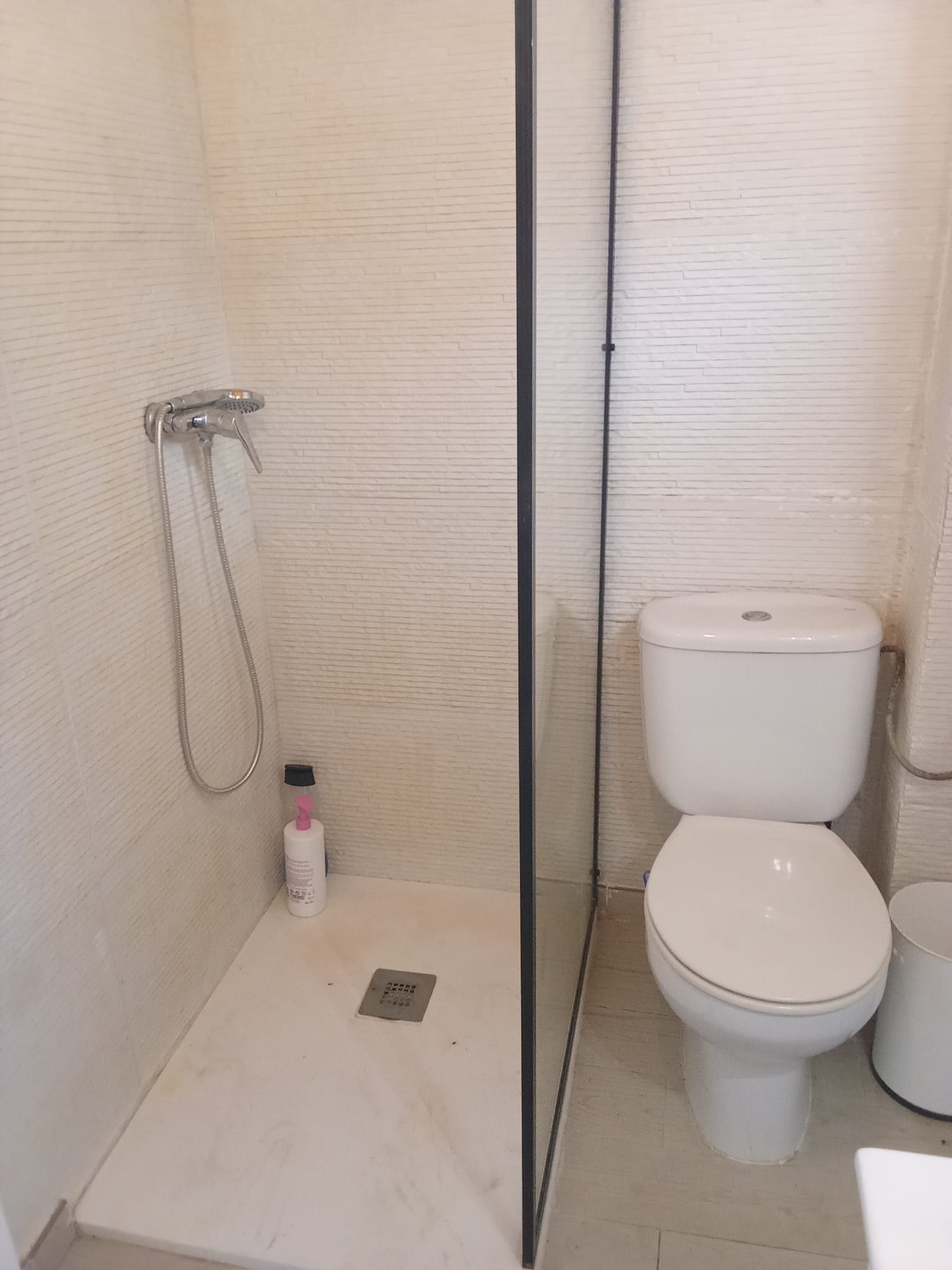 Ducha y baño completo